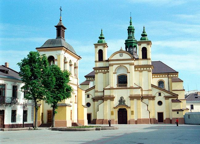 реєстрацію в AVON Івано-Франківську